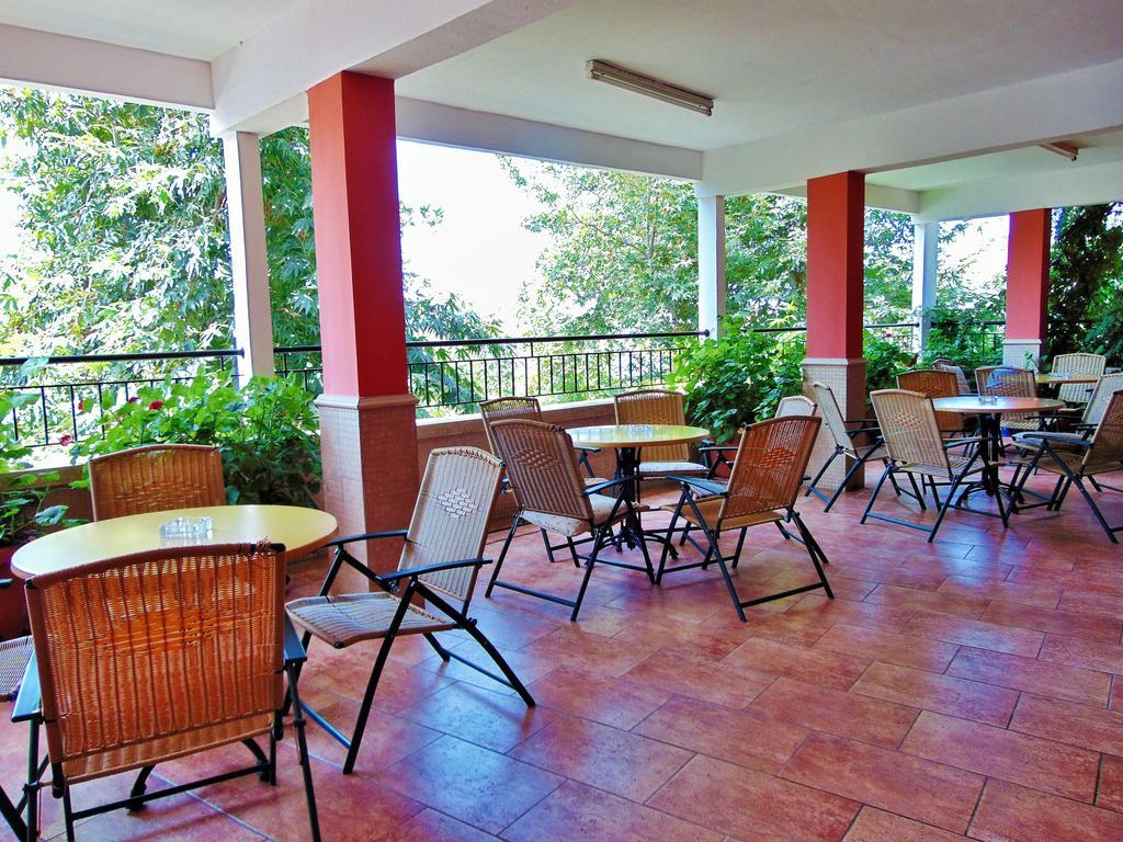 Hellas Hotel Kakopetria Exterior foto